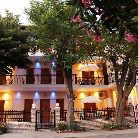 Vasiliki Apartments Platamonas Extérieur photo