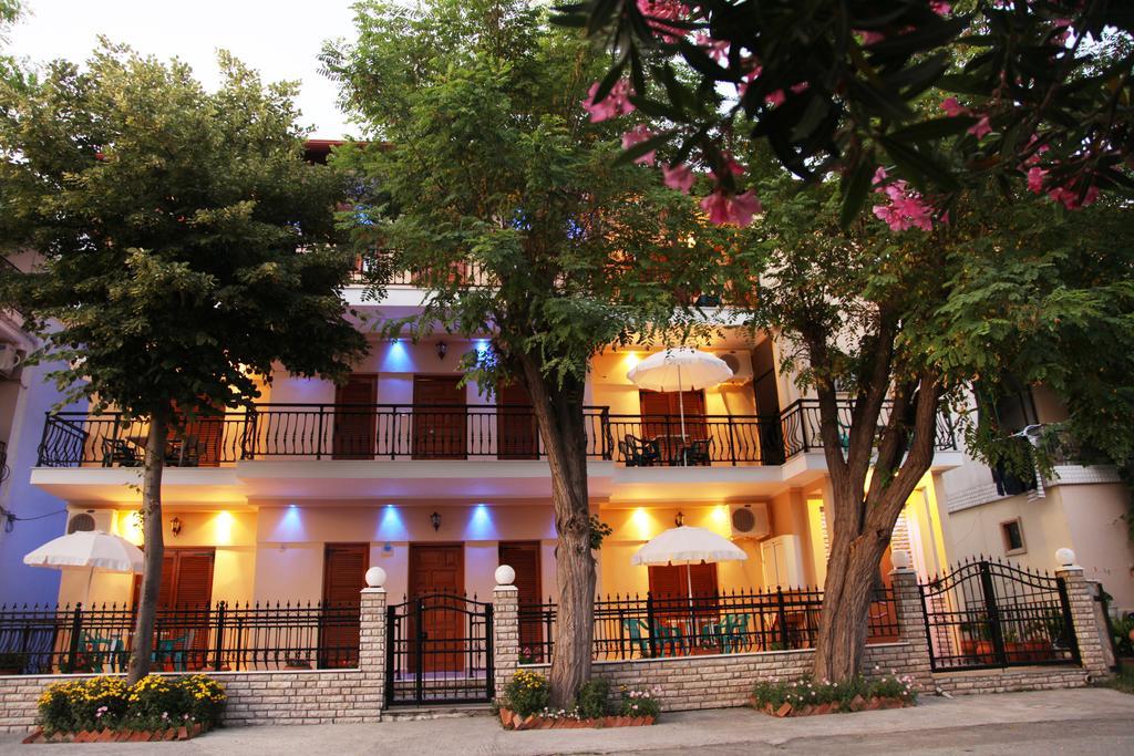 Vasiliki Apartments Platamonas Extérieur photo